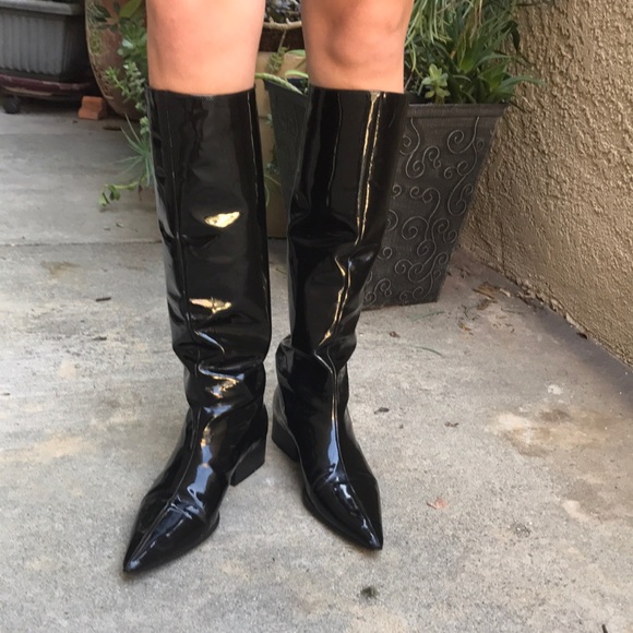 Gucci Shoes - Beautiful patent leather Gucci boots